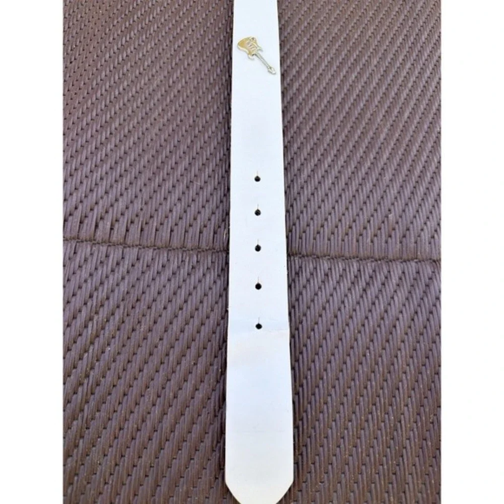 Nashville Music City Guitar Belt White Leather Western Country Size 36. 5143